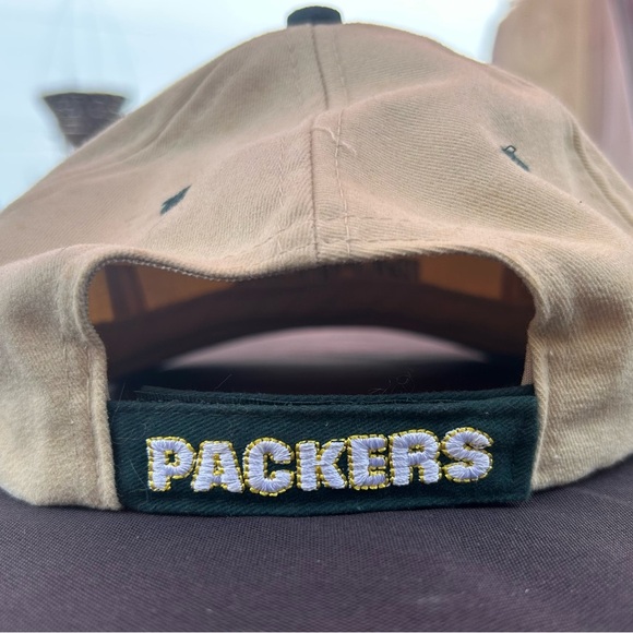 Retro Green Bay Packers Tan and Green Cap - Picture 3 of 7
